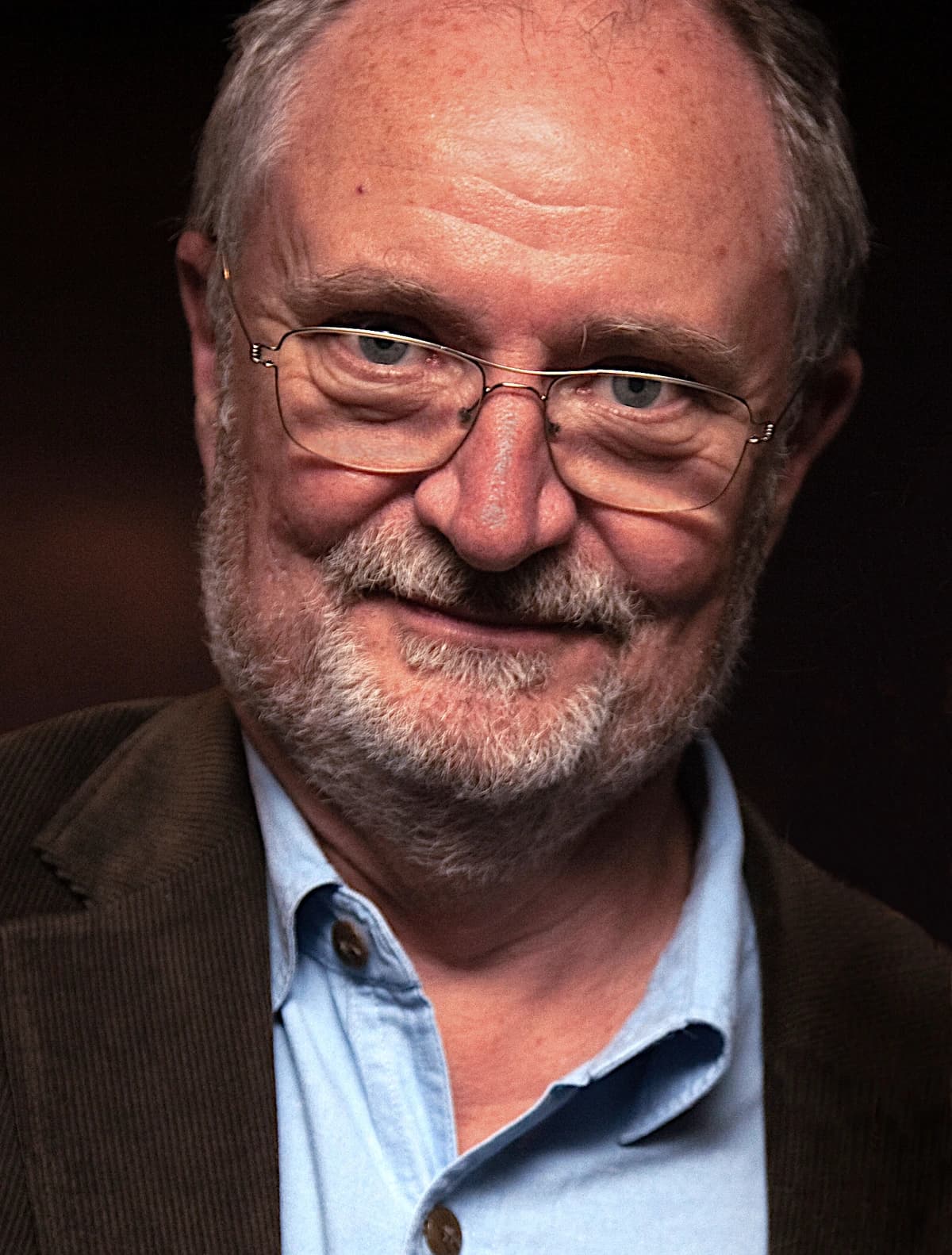 Photo of Jim Broadbent