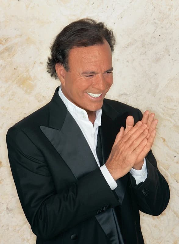 Photo of Julio Iglesias